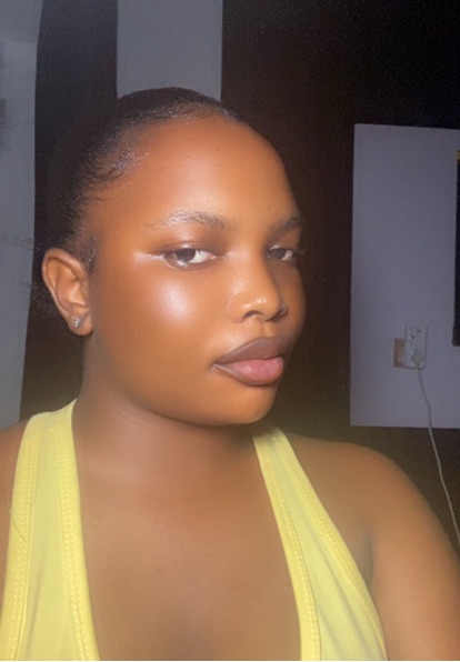 Mimi, a cam host from Nigeria